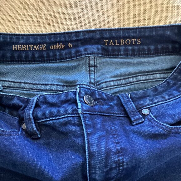 Talbots Women's Heritage Ankle Jeans Size 6 Dark Wash Mid-Rise‎ - Picture 2 of 10